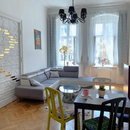 Rynekart Apartment Świdnica Extérieur photo